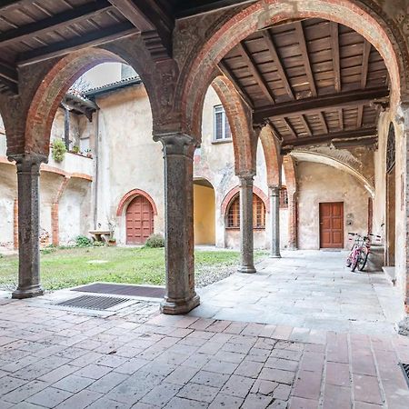 파비아 House Of Foscolo - Palazzo Cornazzani - By Host4U 아파트 외부 사진