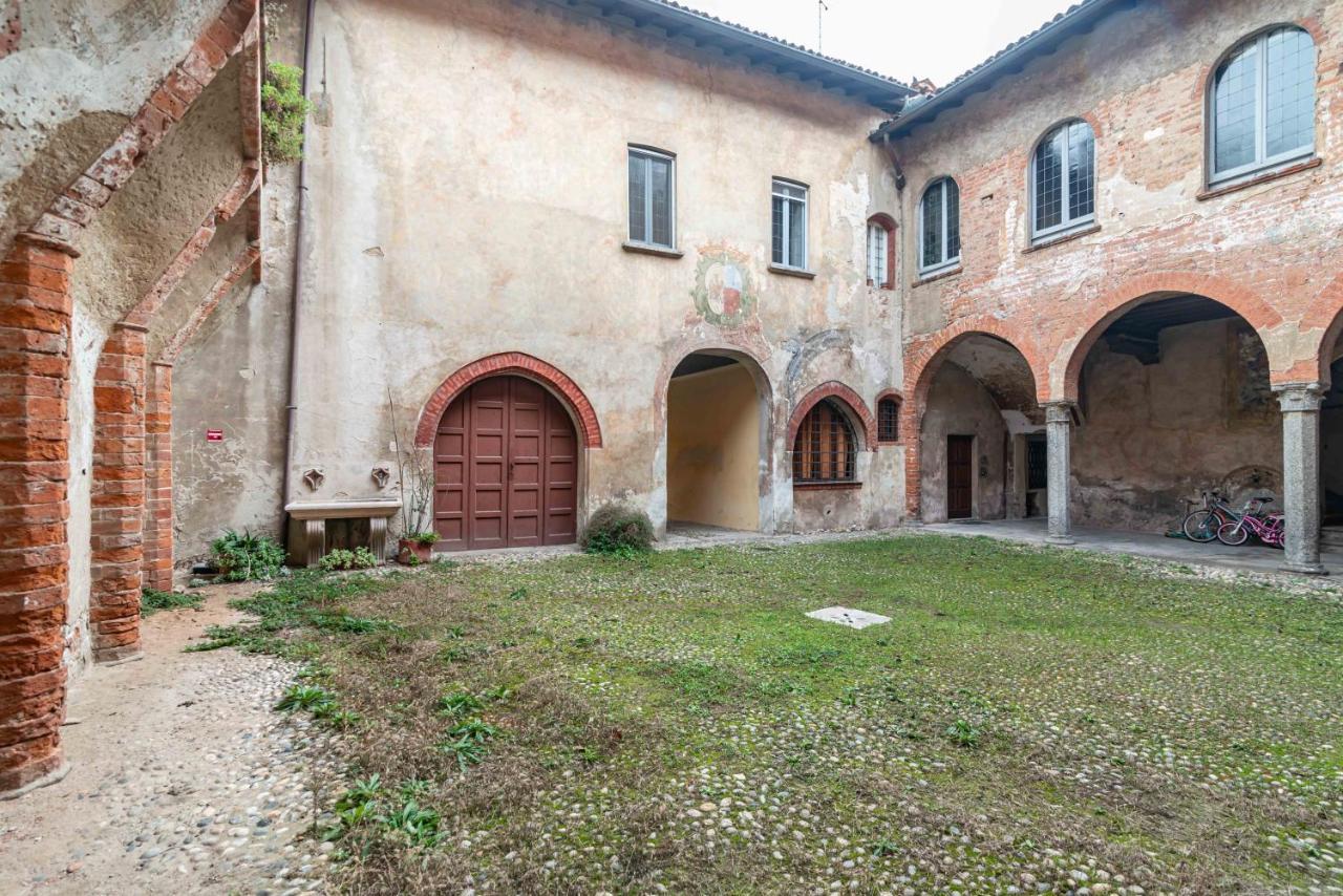 파비아 House Of Foscolo - Palazzo Cornazzani - By Host4U 아파트 외부 사진