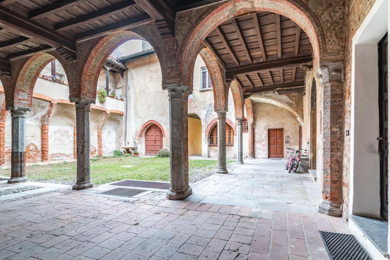 파비아 House Of Foscolo - Palazzo Cornazzani - By Host4U 아파트 외부 사진