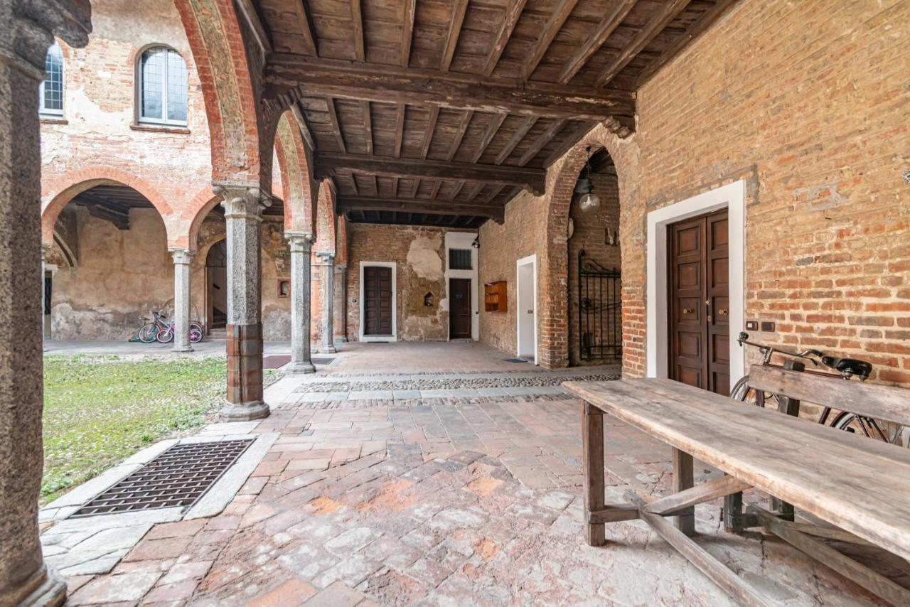 파비아 House Of Foscolo - Palazzo Cornazzani - By Host4U 아파트 외부 사진